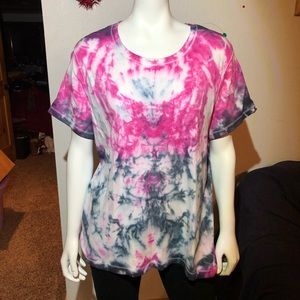 Women’s Tie Dye Tee